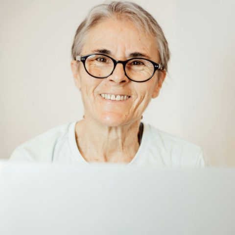 theme-2-team-member-6